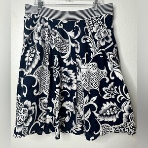 Roz & Ali Skirt Size 2X Pull Up Zipper Hook Eye Lined Blue White Floral Tropical
